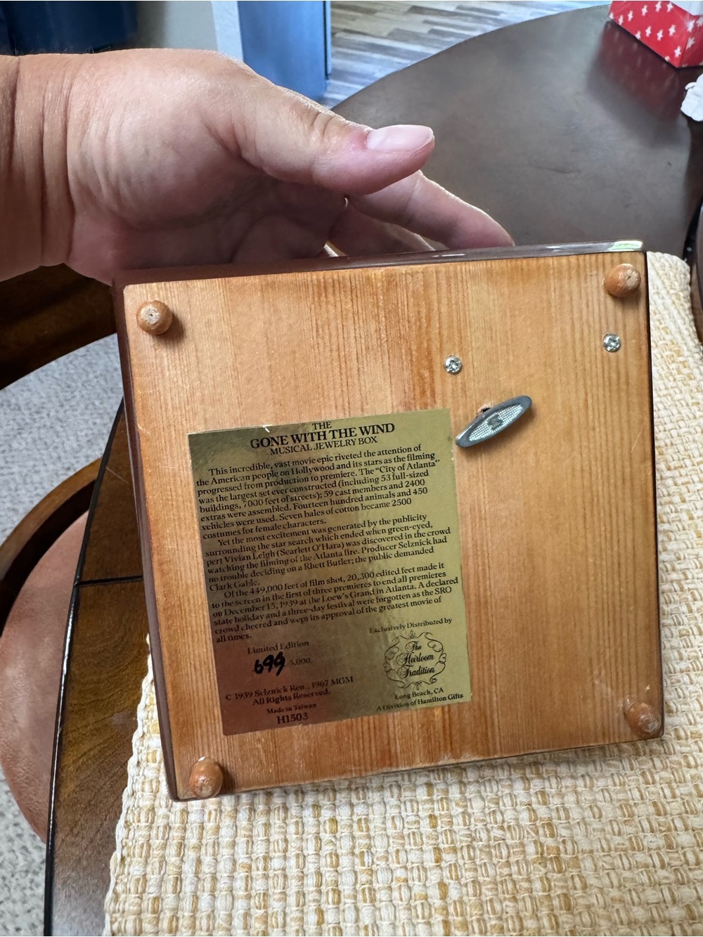 Vintage Gone With the Wind Musical Jewelry Box-Limited Edition Music Works - Picture 9 of 9